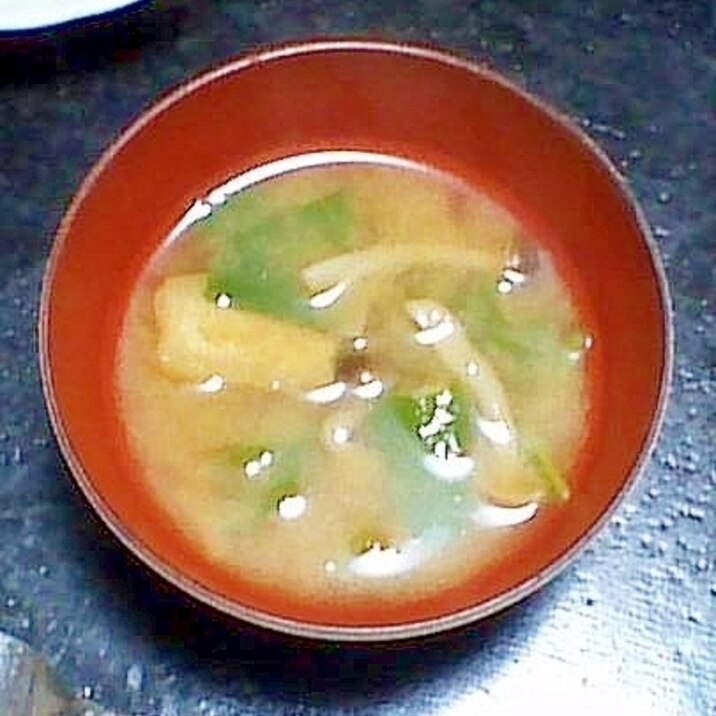 小松菜・しめじ・油揚げの液体みそ味噌汁